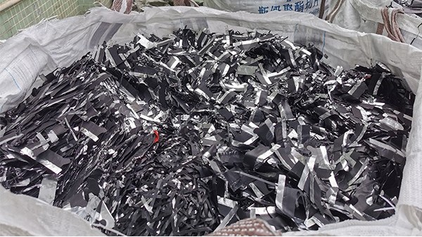 向日葵成人网站回收行业的前景与未来：新能源汽车快速发展带来的飞跃